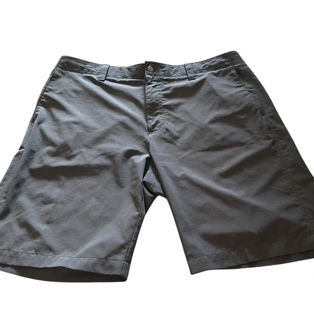 Callaway Mens Golf‎ Shorts Dark Gray Charcoal Flat Front Performance Size 38